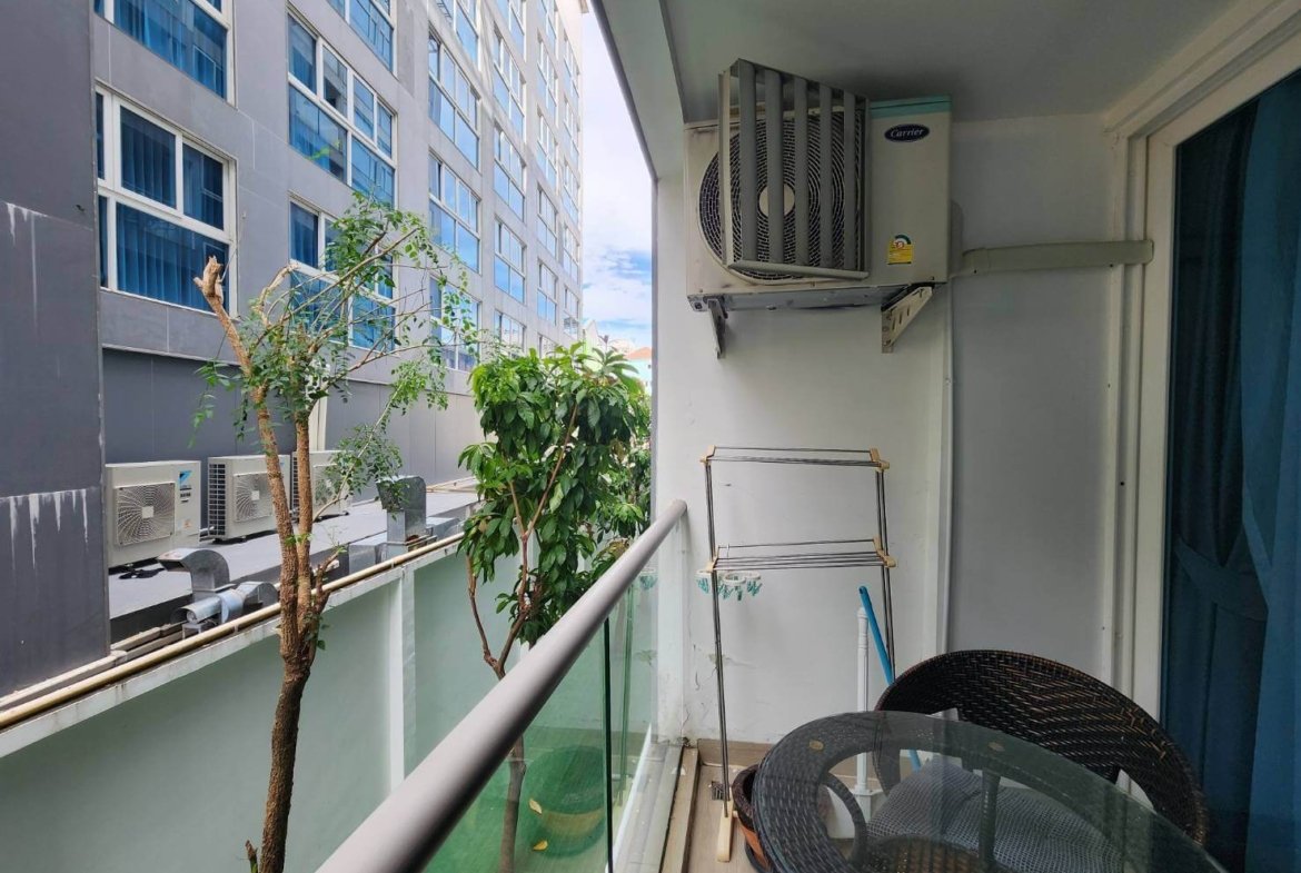 Centara Avenue Residence & Suites