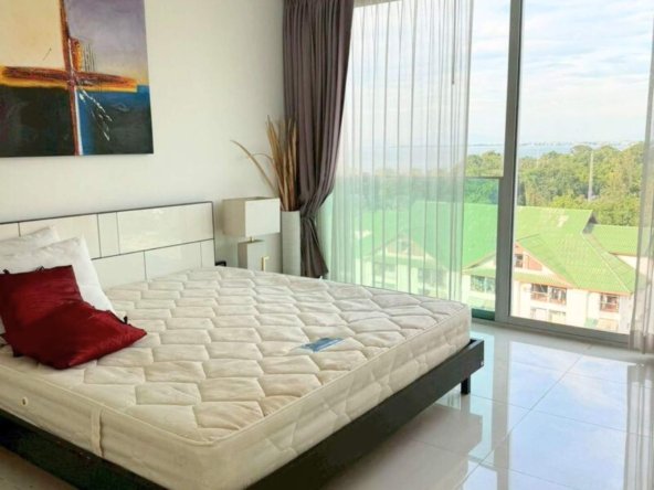 Club Royal Condo - select property pattaya