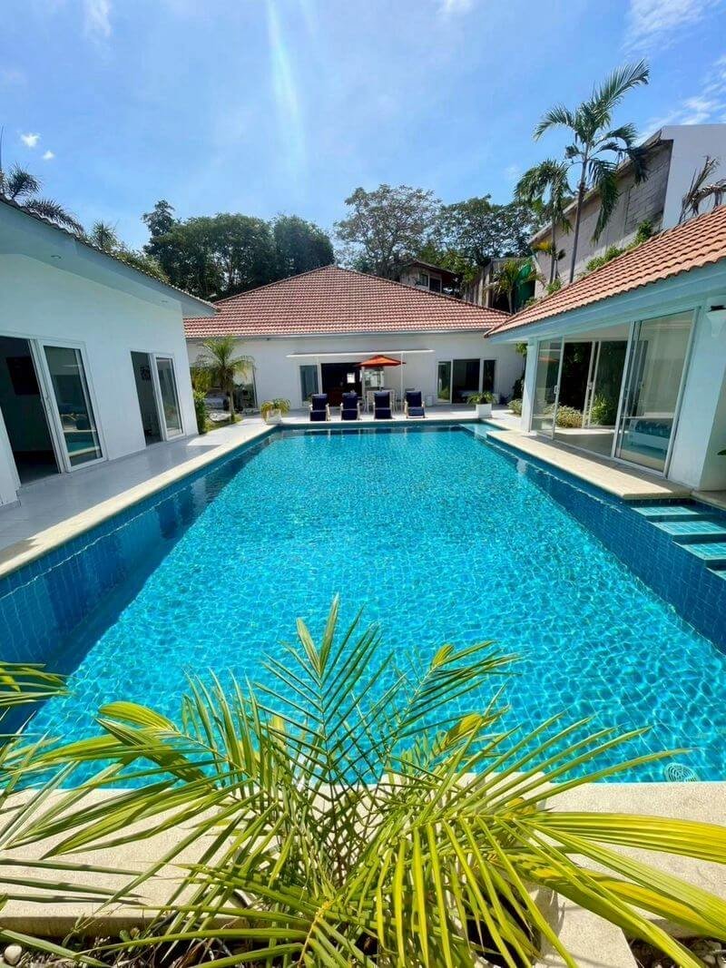 Luxury Pool Villa Majestic Residence - select property pattaya
