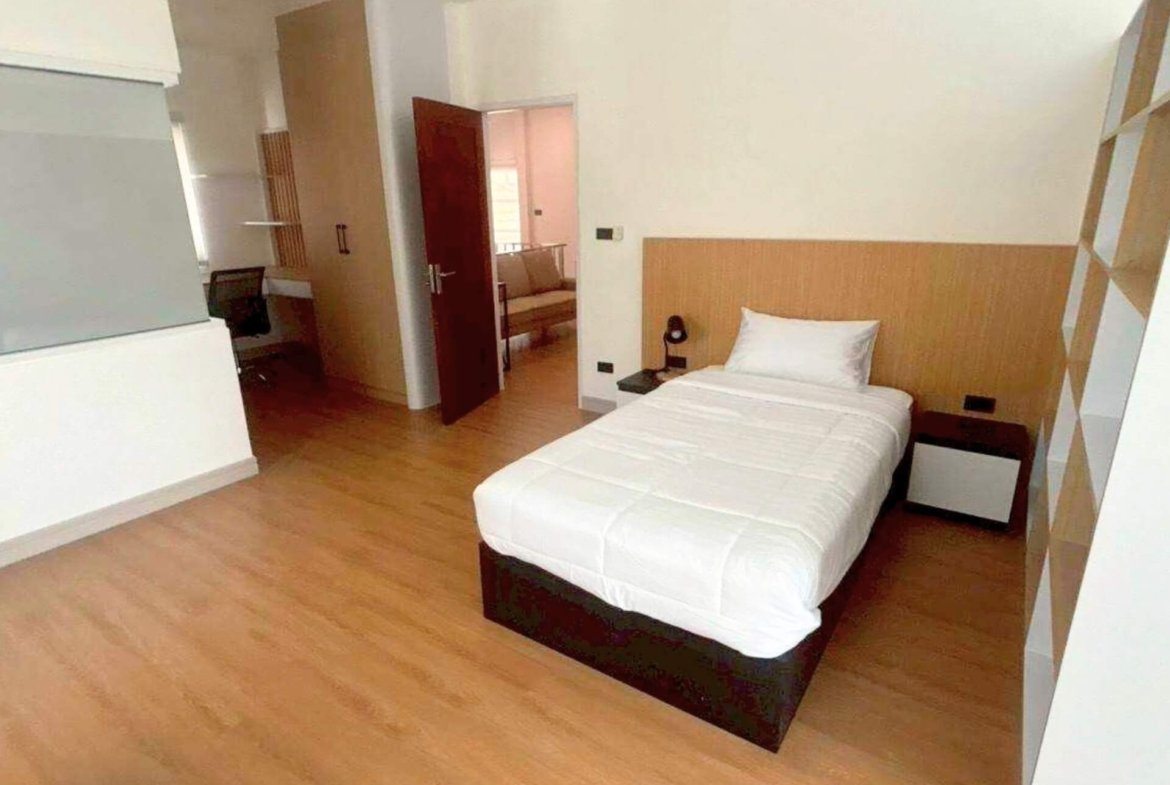 T.W. Garden Hill Pool Villa - select property pattaya