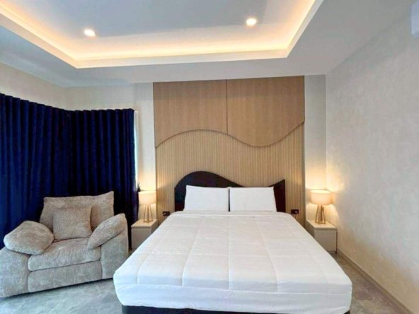 T.W. Garden Hill Pool Villa - select property pattaya