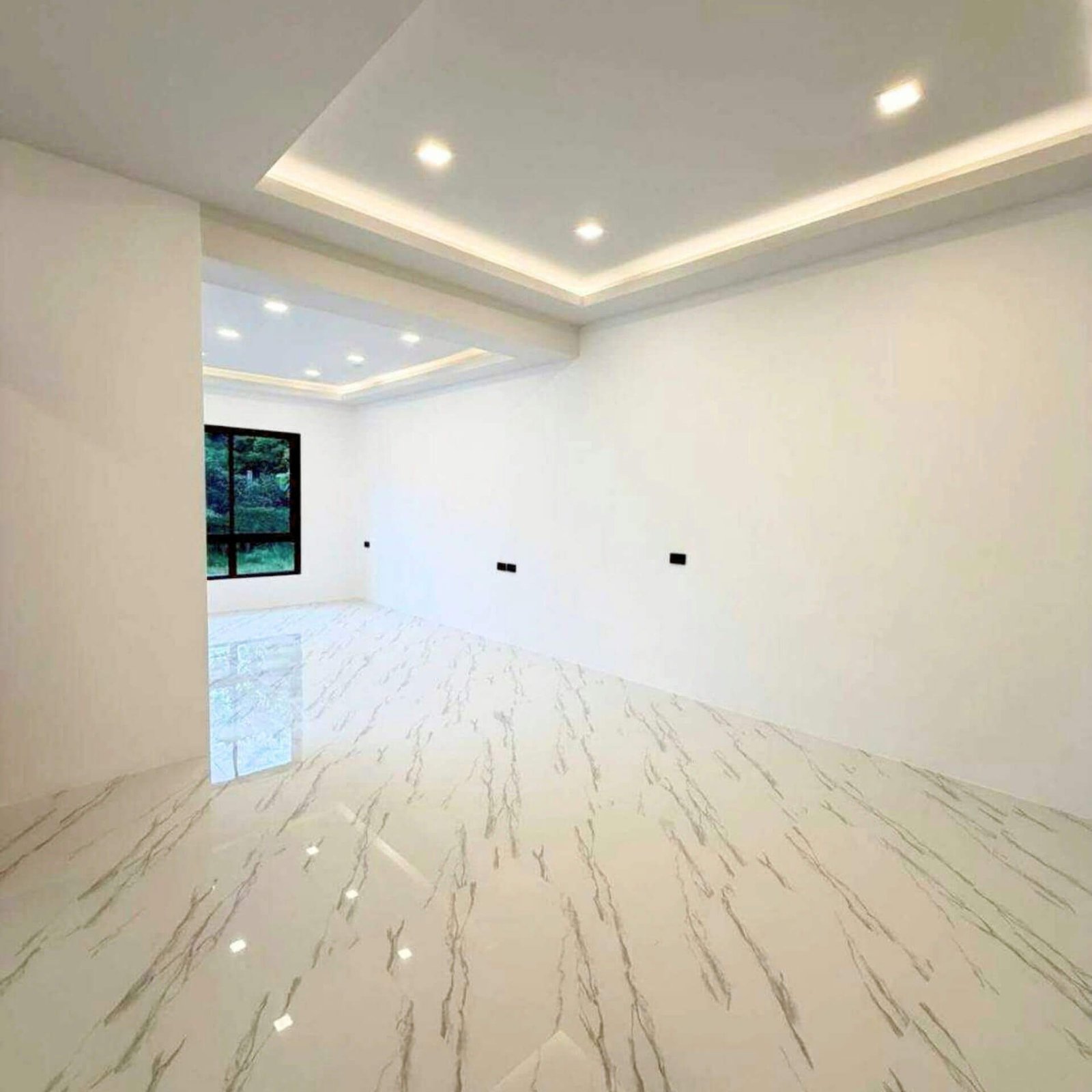 3-Storey TownHouse -SST2512121- select property pattay