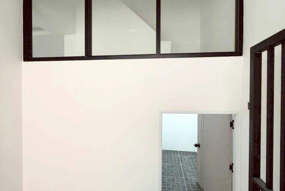 3-Storey TownHouse -SST2512121- select property pattay