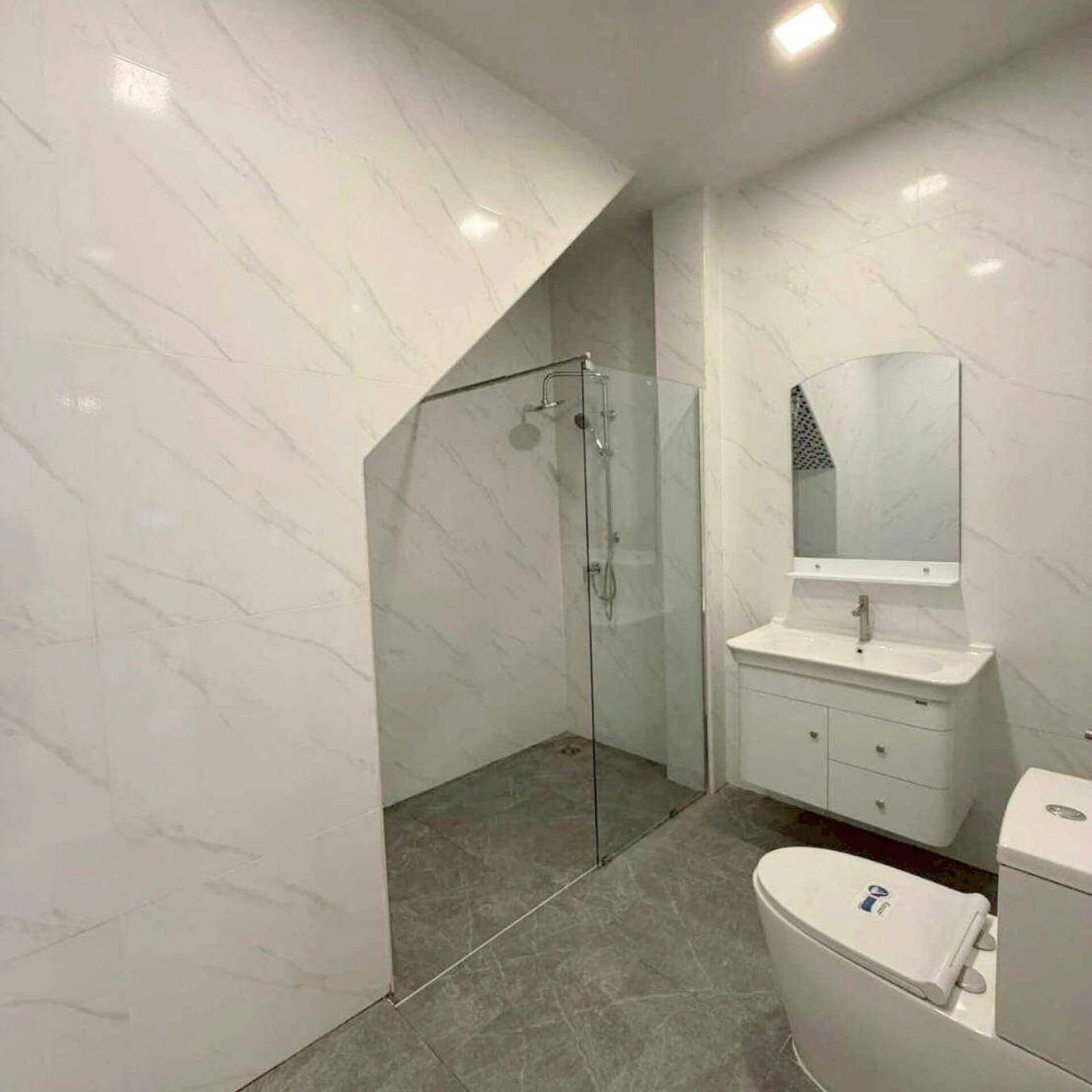 3-Storey TownHouse -SST2512121- select property pattay