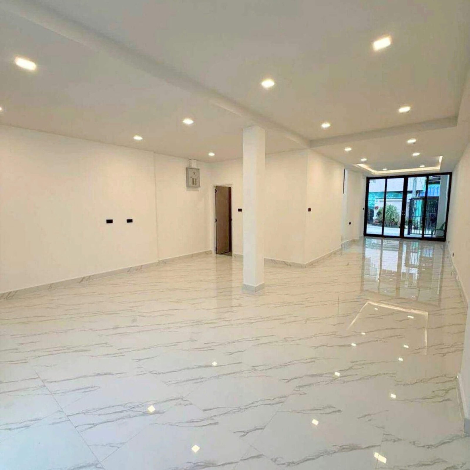 3-Storey TownHouse -SST2512121- select property pattay