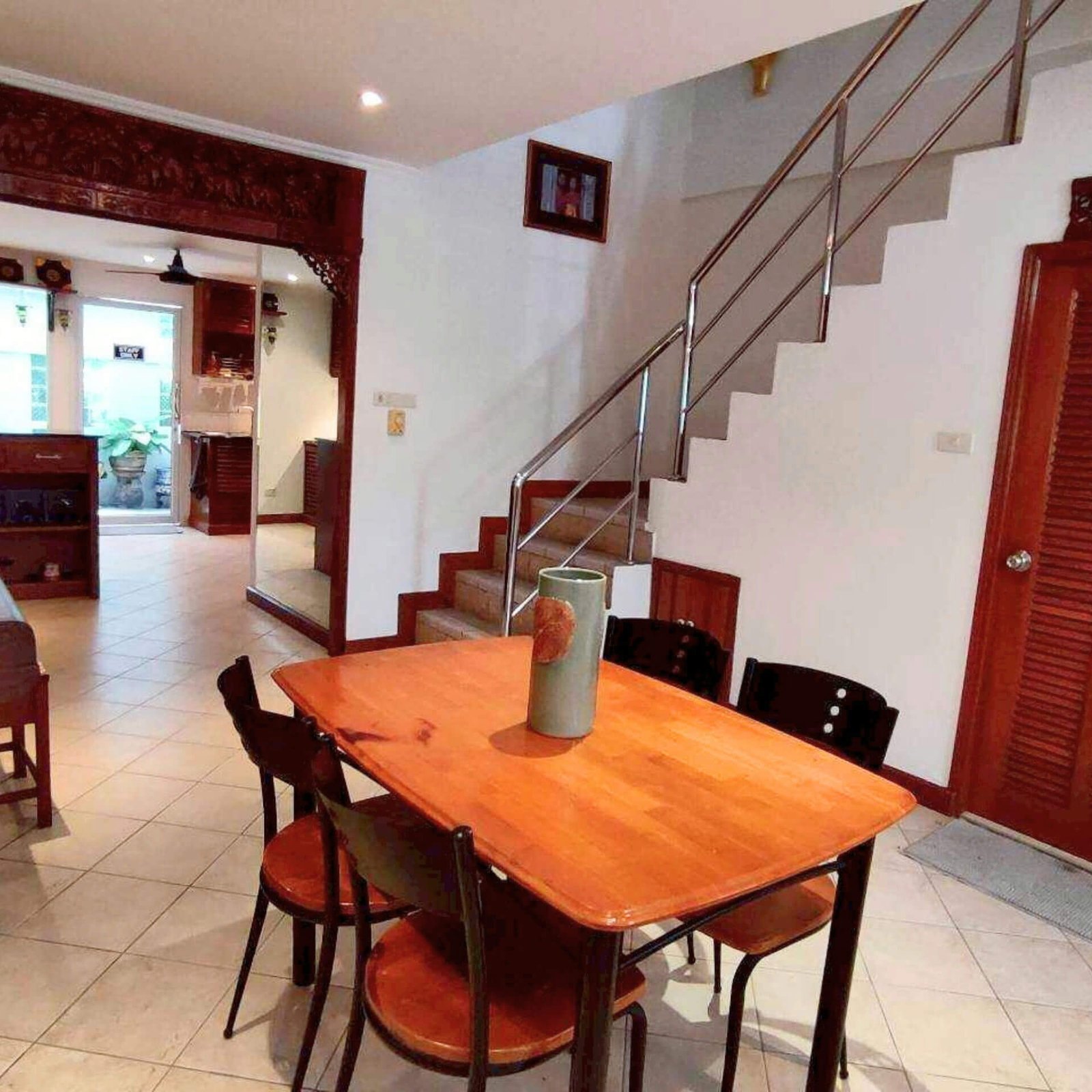 4-Storey Townhouse Pratamnak - SST2512128 - select property pattaya