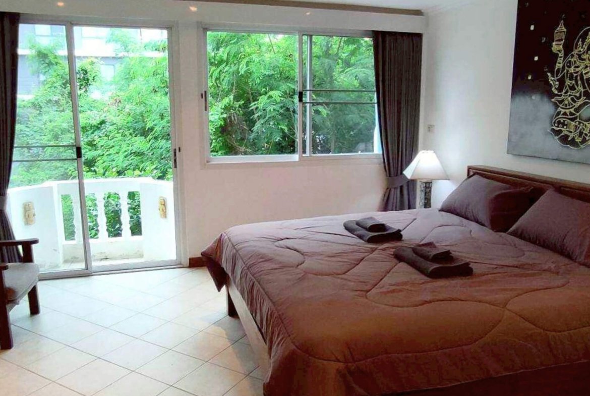 4-Storey Townhouse Pratamnak - SST2512128 - select property pattaya
