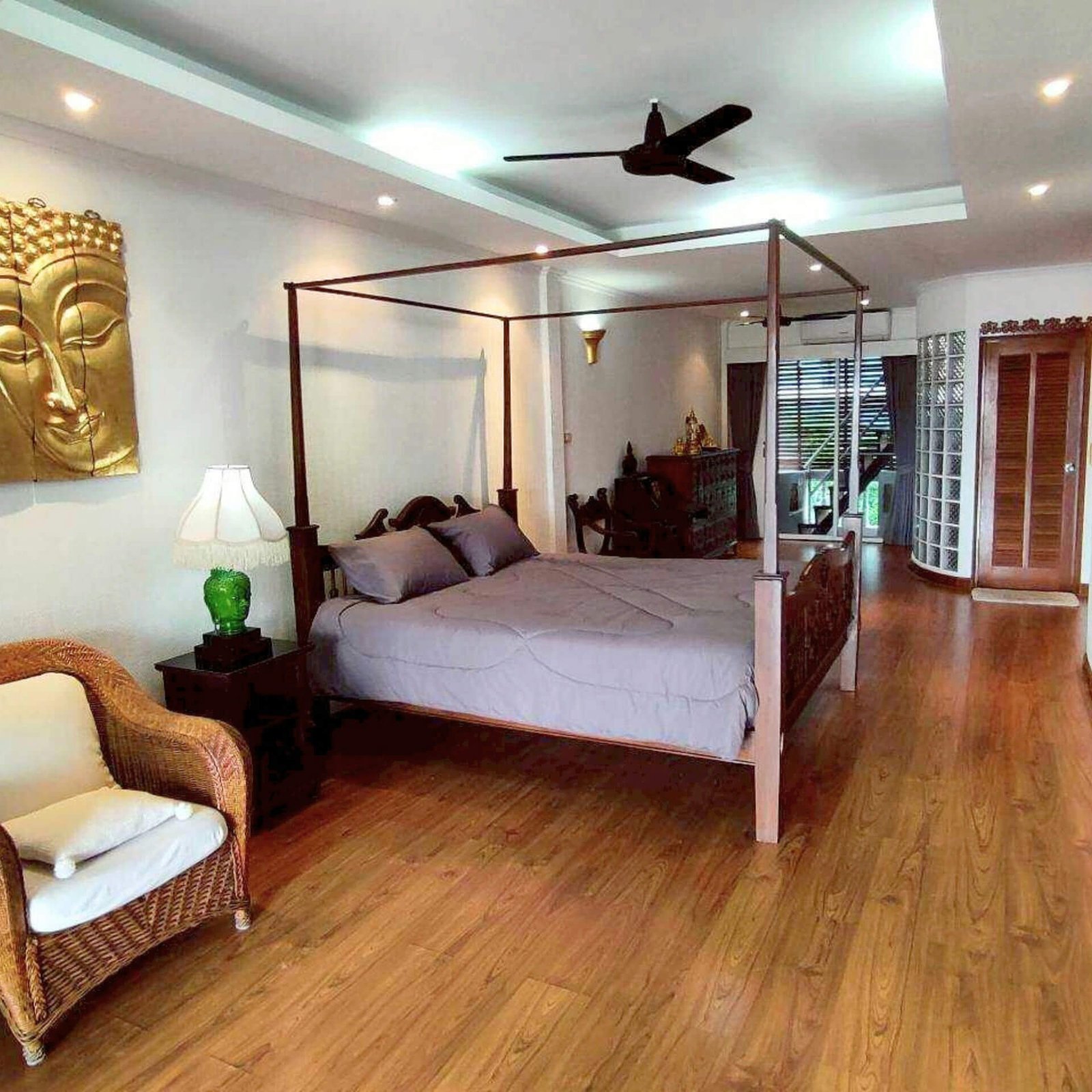 4-Storey Townhouse Pratamnak - SST2512128 - select property pattaya