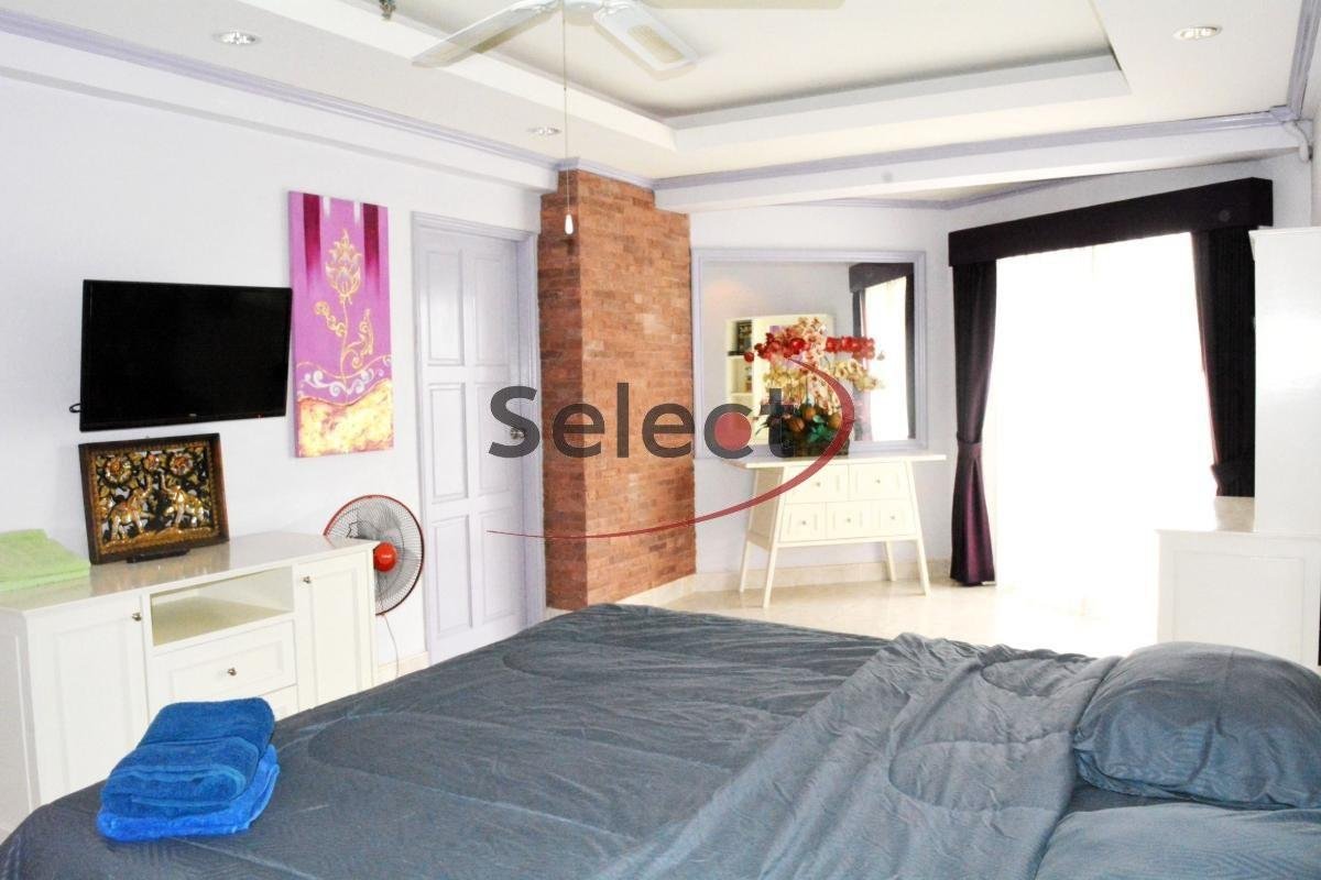 Jomtien Beach Condo - 3rd Floor City view