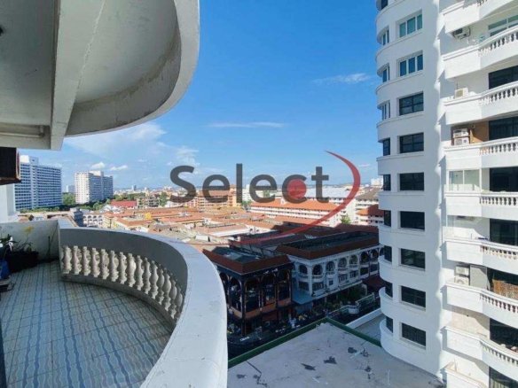 SCT2605449 Jomtien Complex Condotel Thappraya - 9th Floor Sea view