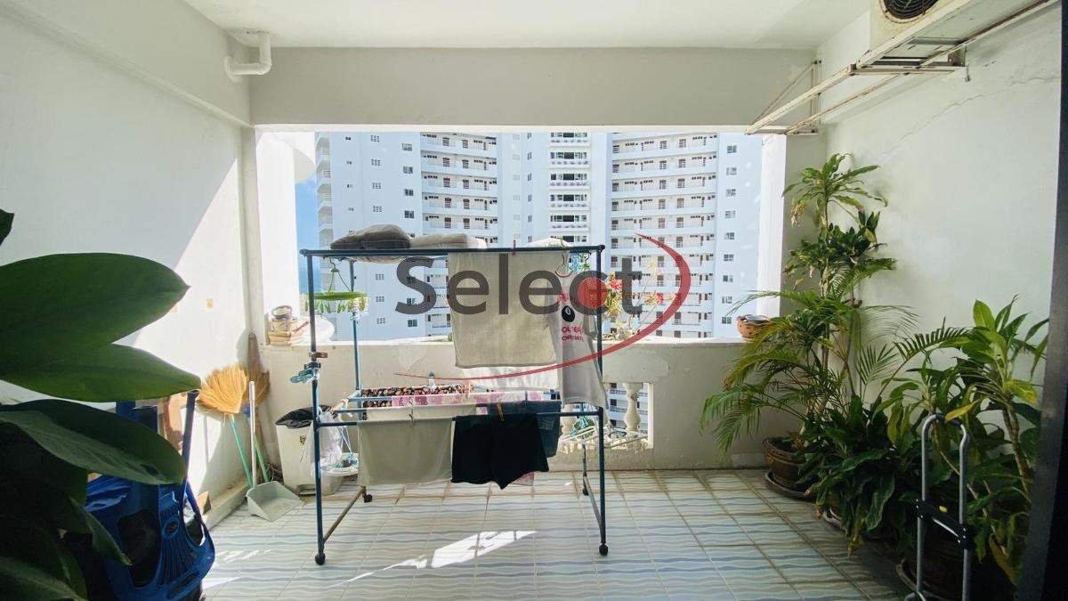 SCT2605449 Jomtien Complex Condotel Thappraya - 9th Floor Sea view