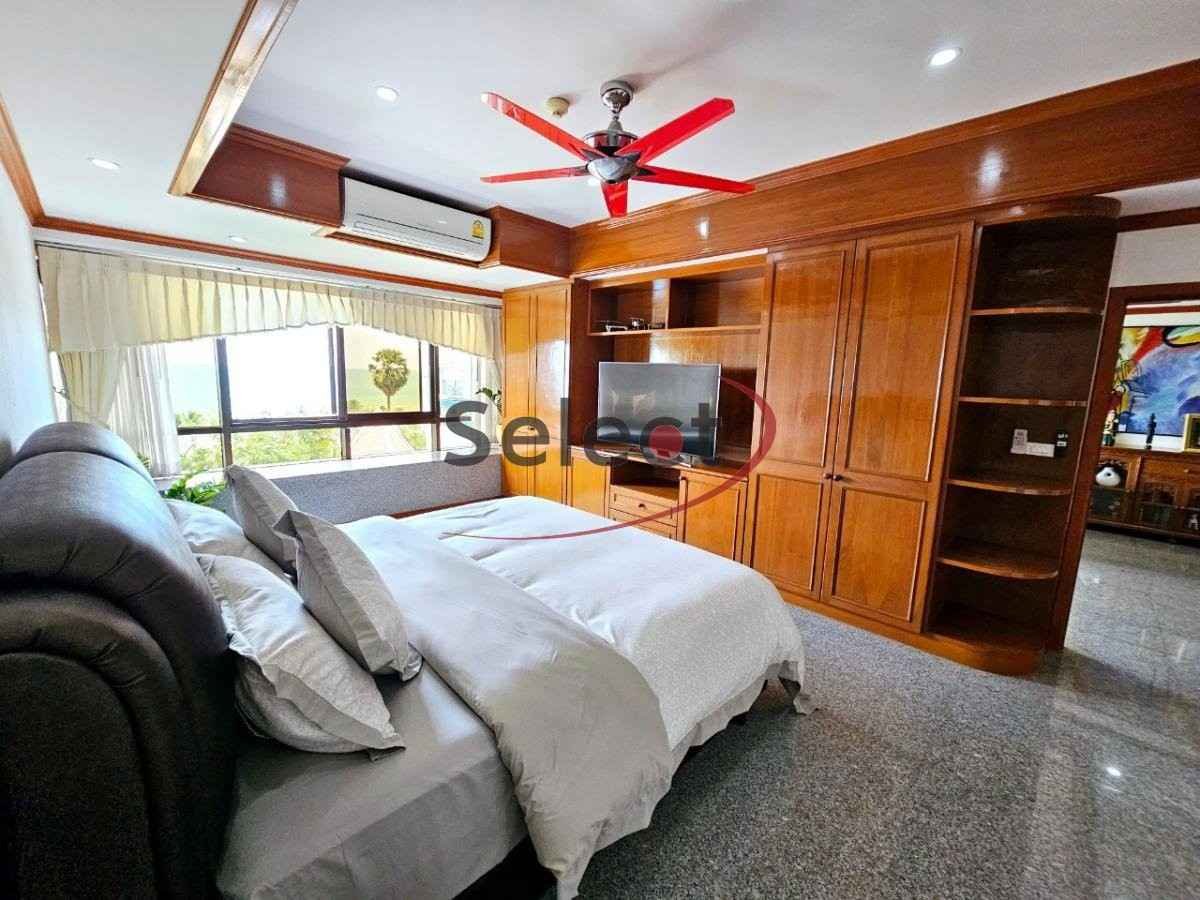 SCT2605450 Jomtien Plaza Condotel - 6th Floor Sea view