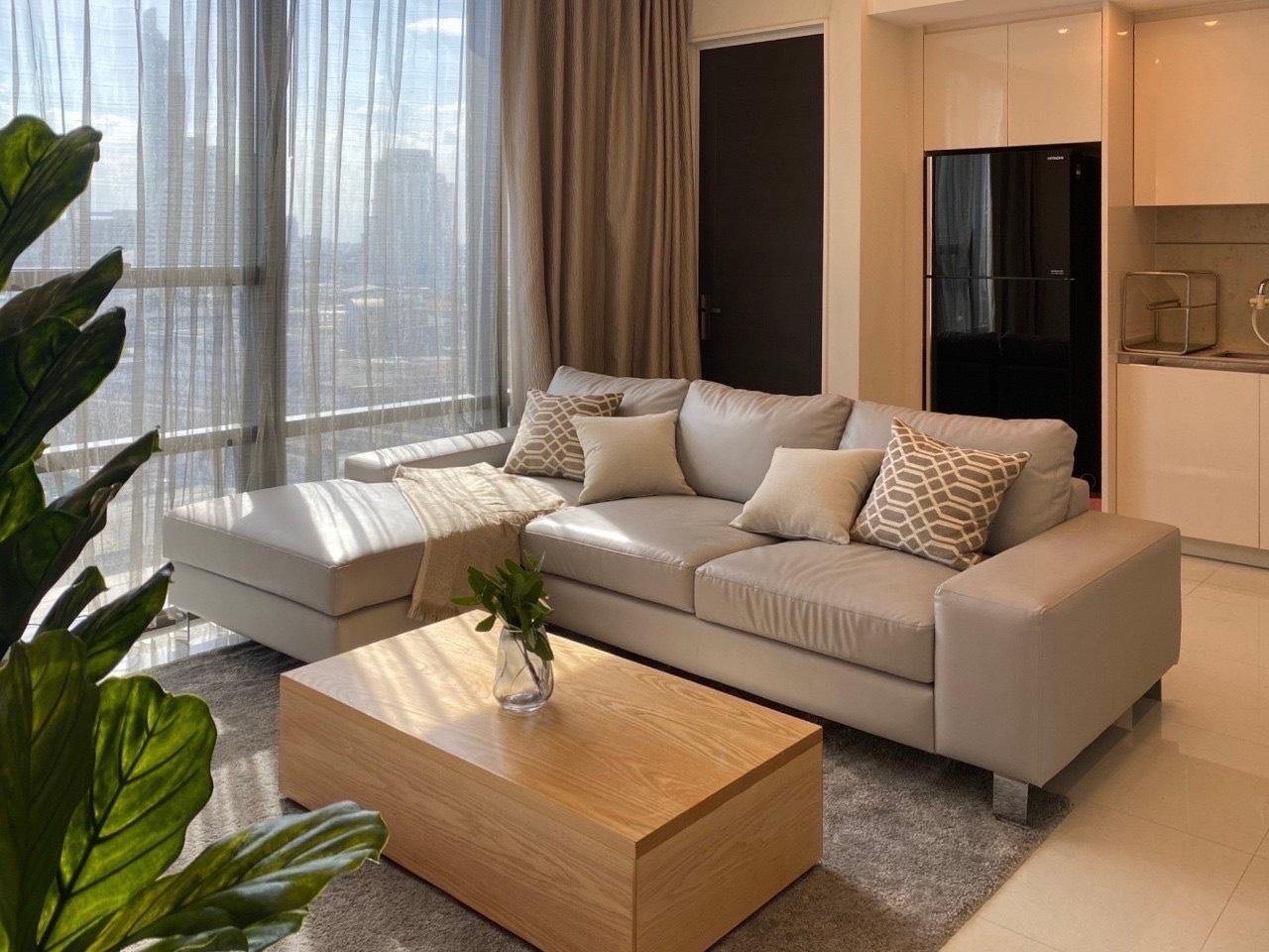 RC260715 The Bangkok Sathorn – Luxury 1-Bedroom Condo For Rent Near BTS Surasak - 12A th Floor