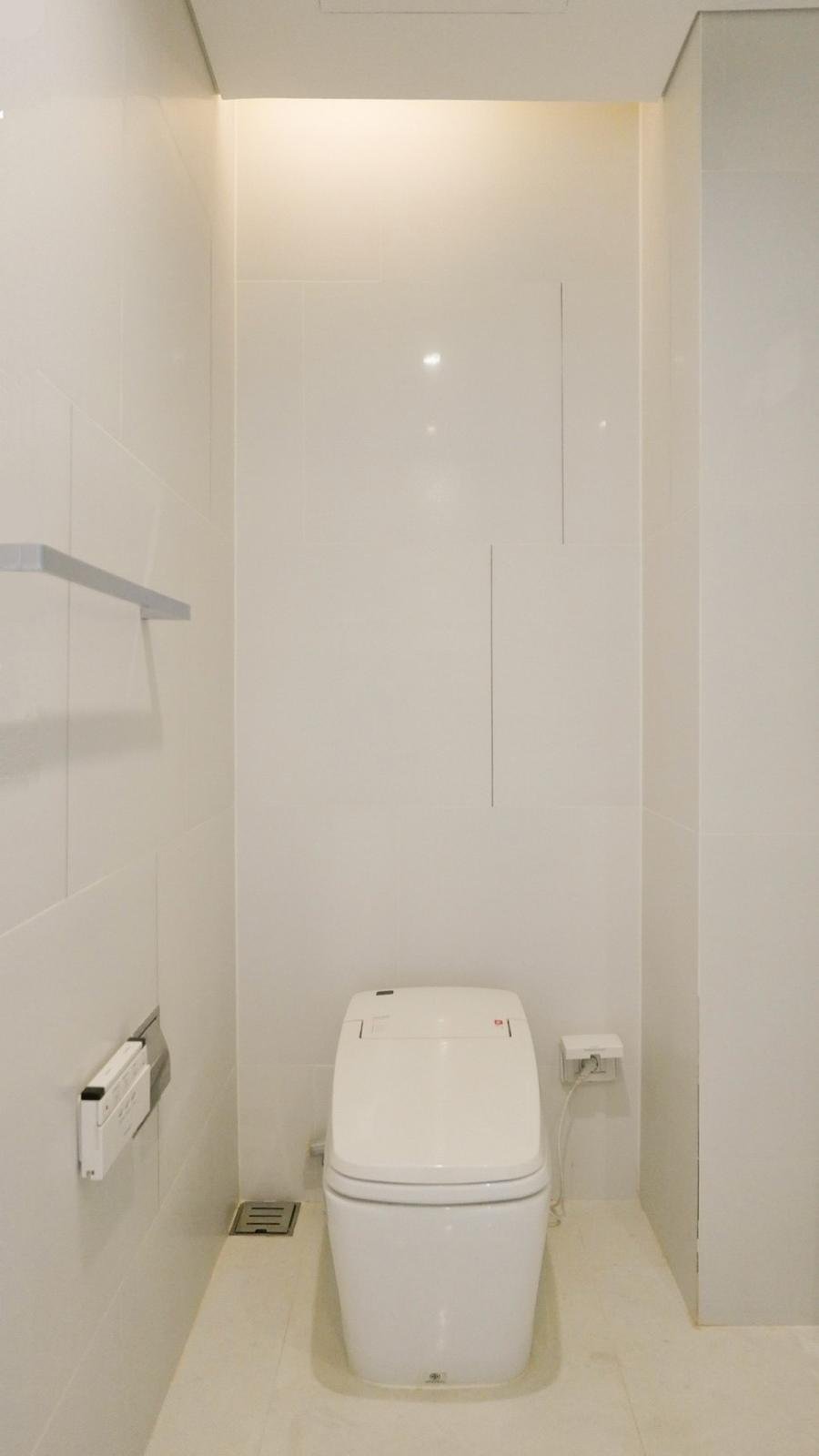 RC260715 The Bangkok Sathorn – Luxury 1-Bedroom Condo For Rent Near BTS Surasak - 12A th Floor