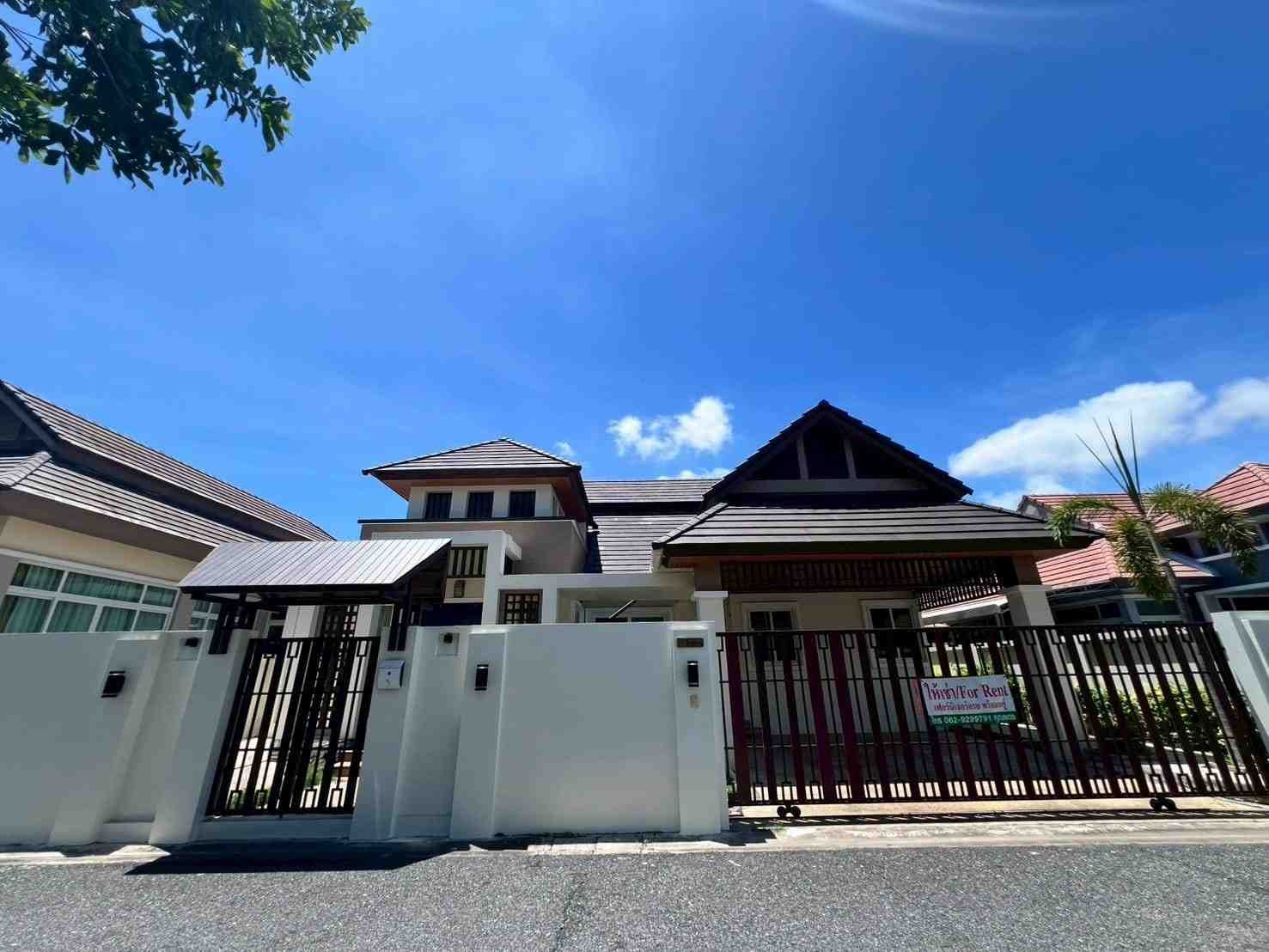 RS260706 Renovated 3-Bedroom House at Sirisa 16 Village Soi Siam Country Club (3) RS260706 Renovated 3-Bedroom House at Sirisa 16 Village Soi Siam Country Club