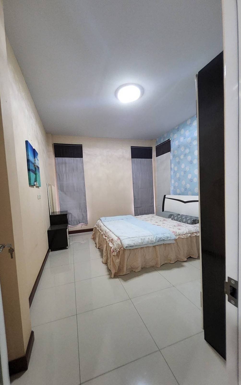 RS260707 Spacious 3-Bedroom Renovated House for Rent at Chokchai Village 10 Pattaya (17) RS260707 Spacious 3-Bedroom Renovated House for Rent at Chokchai Village 10 Pattaya