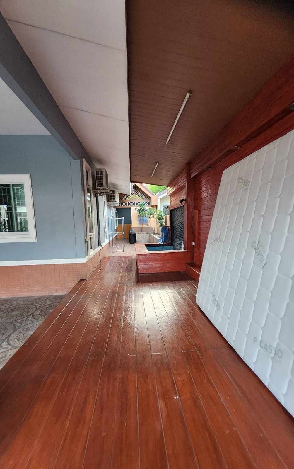 RS260707 Spacious 3-Bedroom Renovated House for Rent at Chokchai Village 10 Pattaya (7) RS260707 Spacious 3-Bedroom Renovated House for Rent at Chokchai Village 10 Pattaya