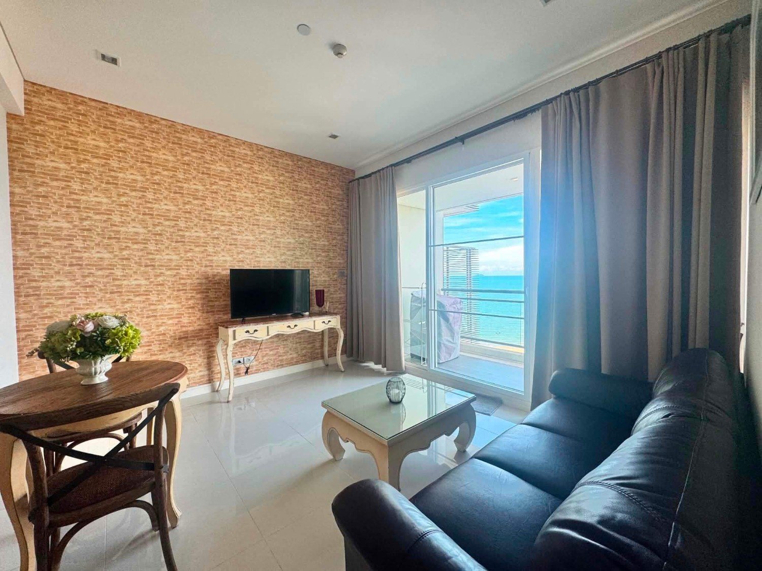 RS260720 Reflection Jomtien Beach Pattaya – 15th Floor (Building B) Panoramic Sea View (4) RS260720 Reflection Jomtien Beach Pattaya - 15th Floor (Building B) Panoramic Sea View