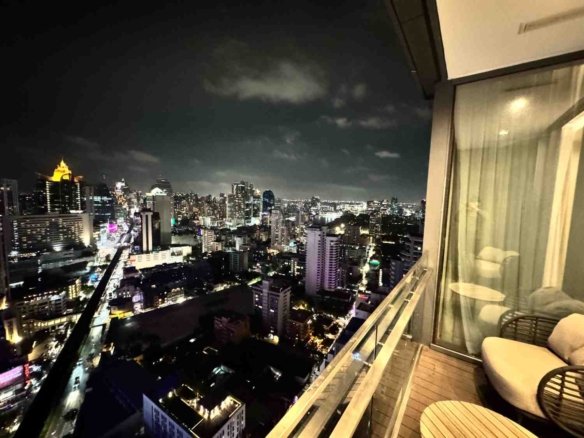 SCF260708 Q1 Penthouse Sukhumvit Soi 6 Nana area - 31st Floor City View