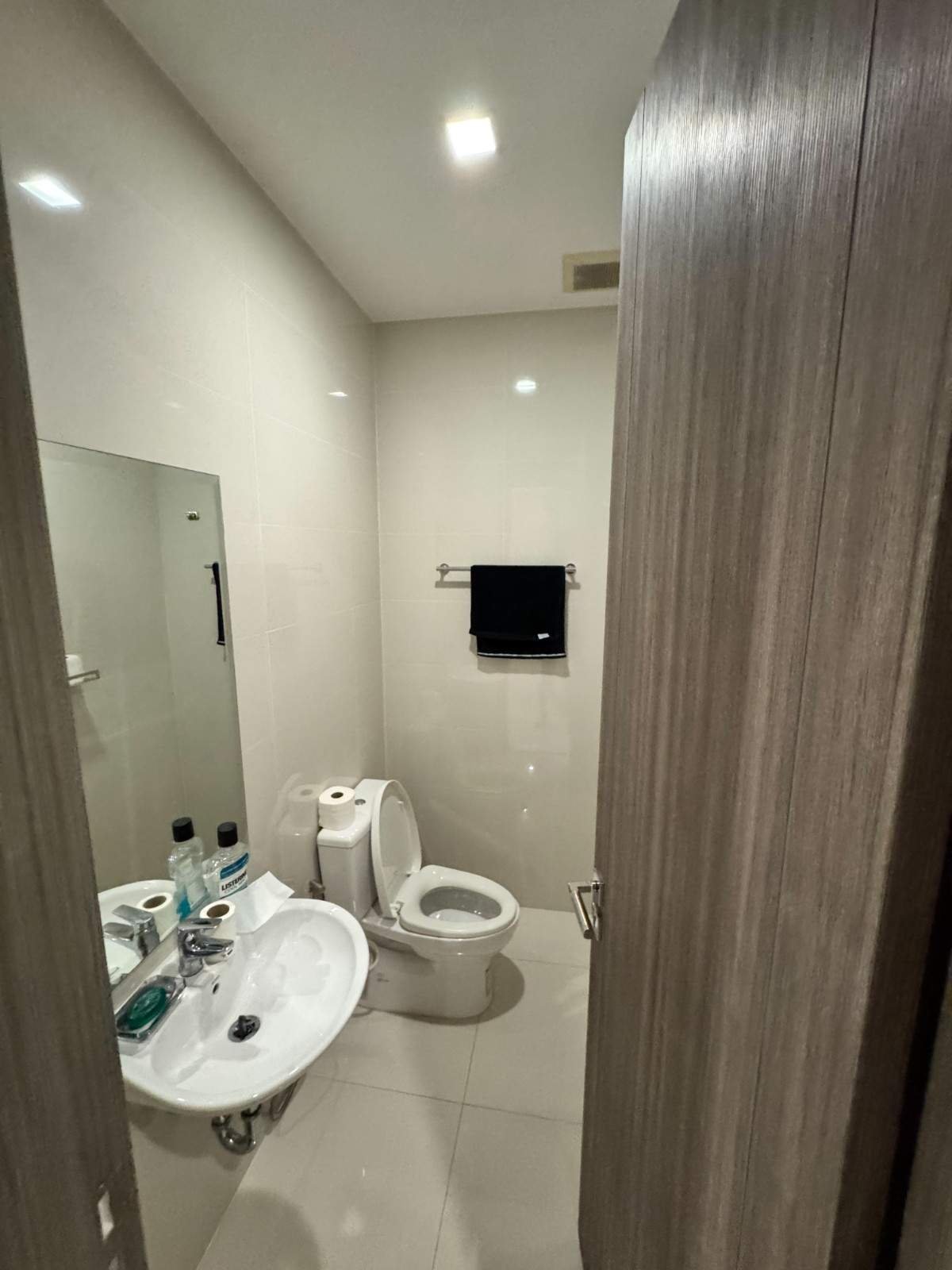SCF260708 Q1 Penthouse Sukhumvit Soi 6 Nana area – 31st Floor City View (15) SCF260708 Q1 Penthouse Sukhumvit Soi 6 Nana area - 31st Floor City View