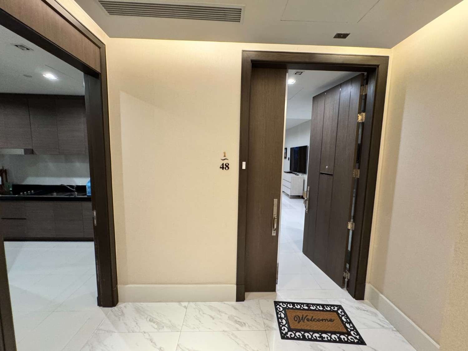 SCF260708 Q1 Penthouse Sukhumvit Soi 6 Nana area – 31st Floor City View (8) SCF260708 Q1 Penthouse Sukhumvit Soi 6 Nana area - 31st Floor City View