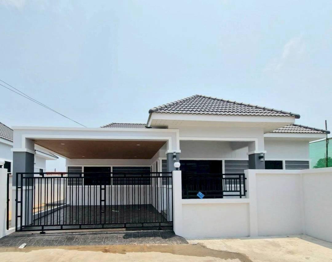 SCF260709 Newly Built Single House corner Huay Yai – Soi Thung Klom Tan Man 25 (1) SCF260709 Newly Built Single House corner Huay Yai - Soi Thung Klom Tan Man 25