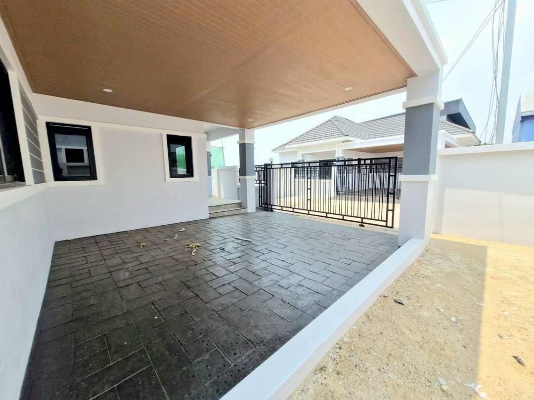 SCF260709 Newly Built Single House corner Huay Yai – Soi Thung Klom Tan Man 25 (2) SCF260709 Newly Built Single House corner Huay Yai - Soi Thung Klom Tan Man 25