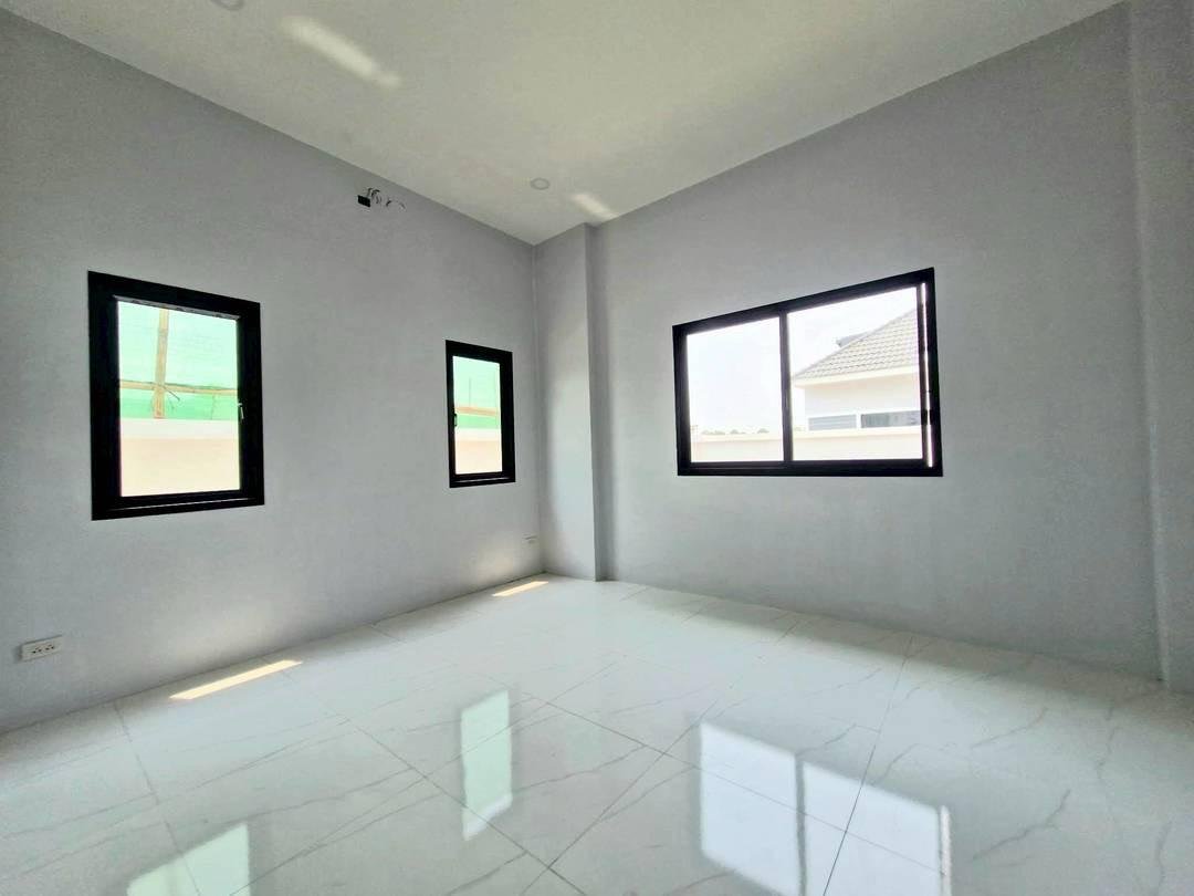 SCF260709 Newly Built Single House corner Huay Yai – Soi Thung Klom Tan Man 25 (8) SCF260709 Newly Built Single House corner Huay Yai - Soi Thung Klom Tan Man 25