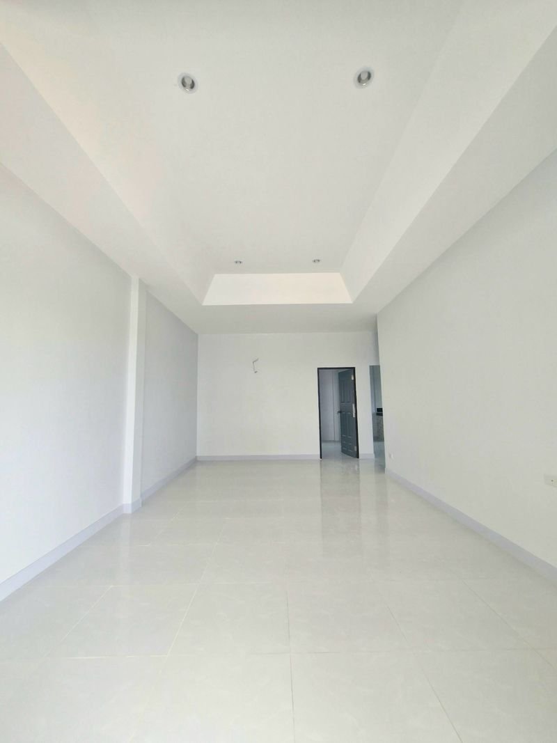 SCF260724 Exclusive Nordic-Modern Twin Homes Near Regent International School - Krating La