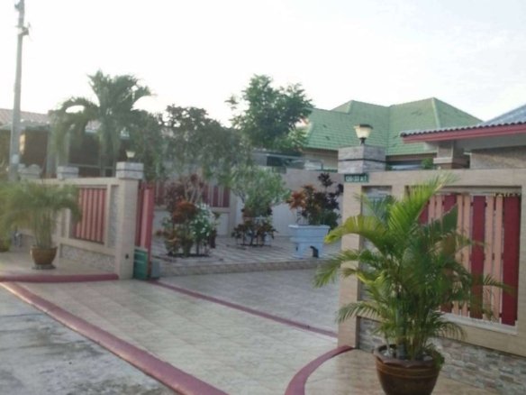 SSF260710 Ponthep Garden Ville 6 3-Bedroom Pool Villa - Nong Prue