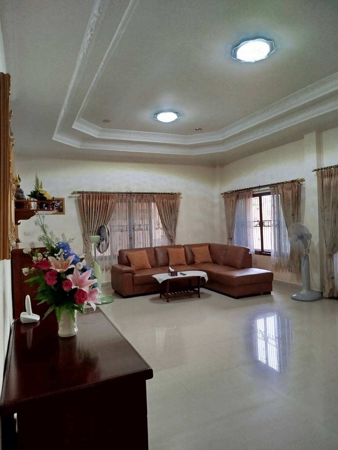 SSF260710 Ponthep Garden Ville 6 3-Bedroom Pool Villa – Nong Prue (7) SSF260710 Ponthep Garden Ville 6 3-Bedroom Pool Villa - Nong Prue