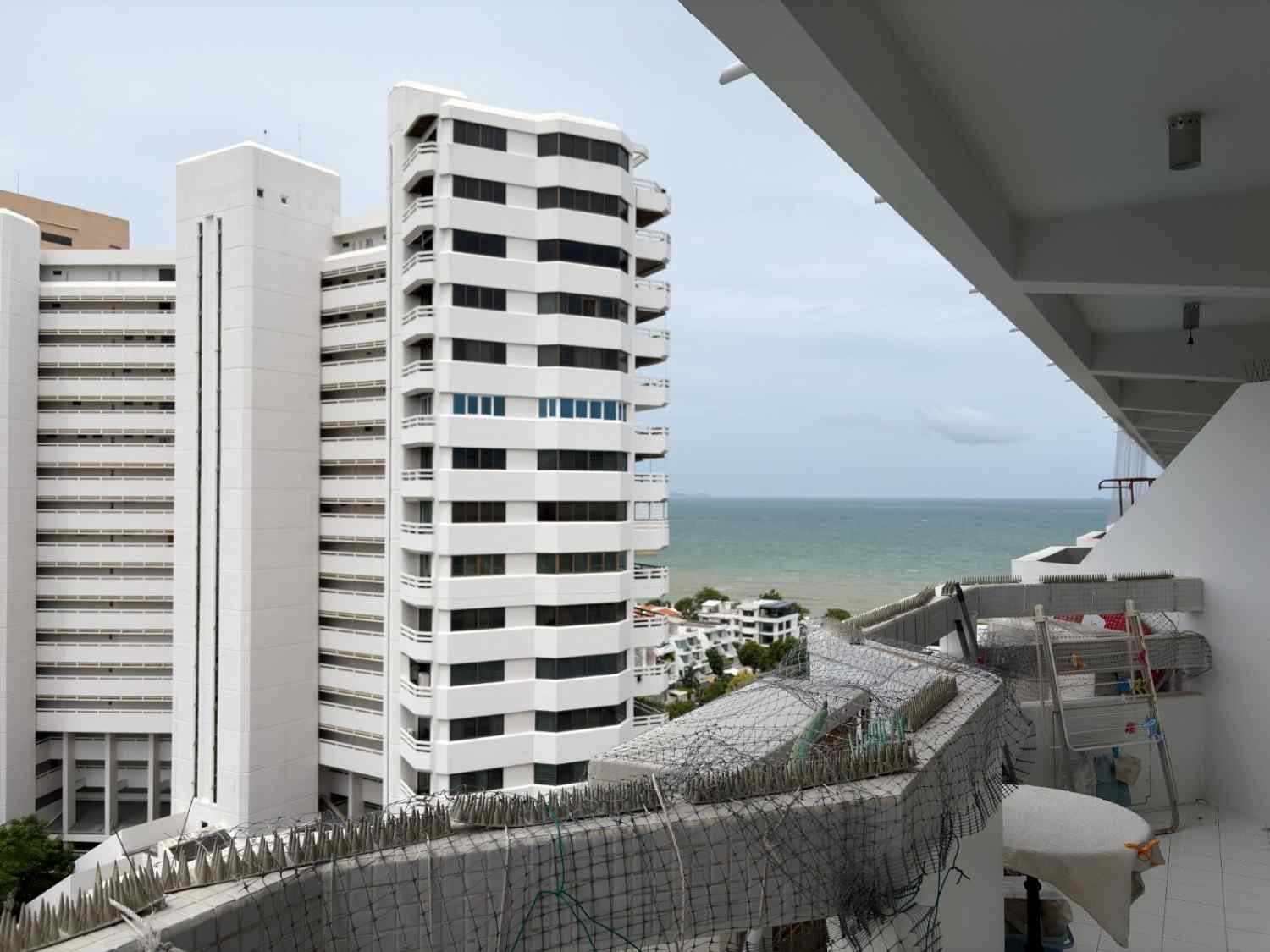 SSF260745 Jomtien Condotel – 10th Floor Sea and City views (2) SSF260745 Jomtien Condotel - 10th Floor Sea and City views