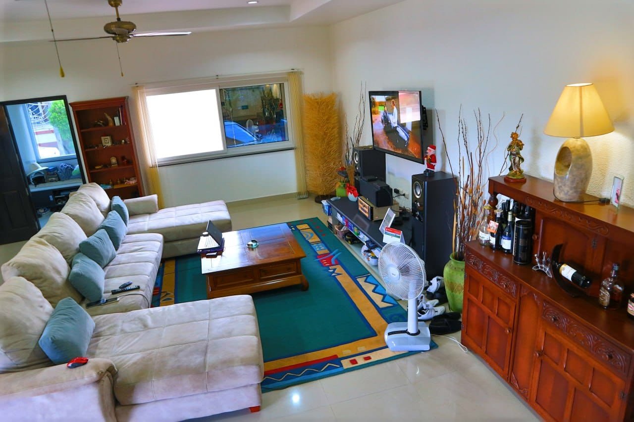 SST260727 4-Bedroom Pool Villa in Miami Villas near Mabprachan Lake (10) SST260727 4-Bedroom Pool Villa in Miami Villas near Mabprachan Lake, Pattaya