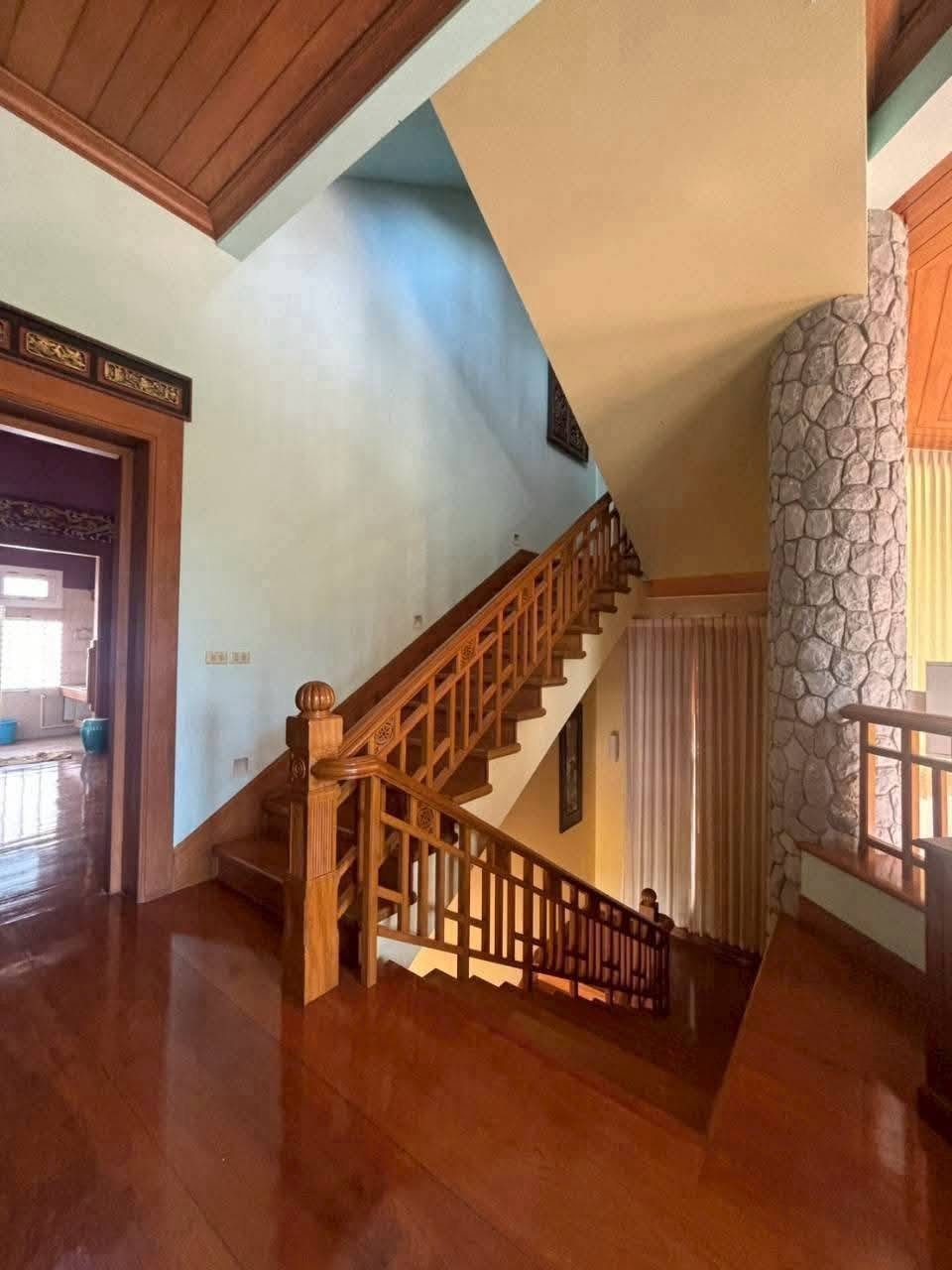 SST260736 Luxury 4-Story Ocean View Pool Villa for Sale (6) SST260736 Luxury 4-Story Ocean View Pool Villa for Sale - Near Chonlamarkwithi Bridge