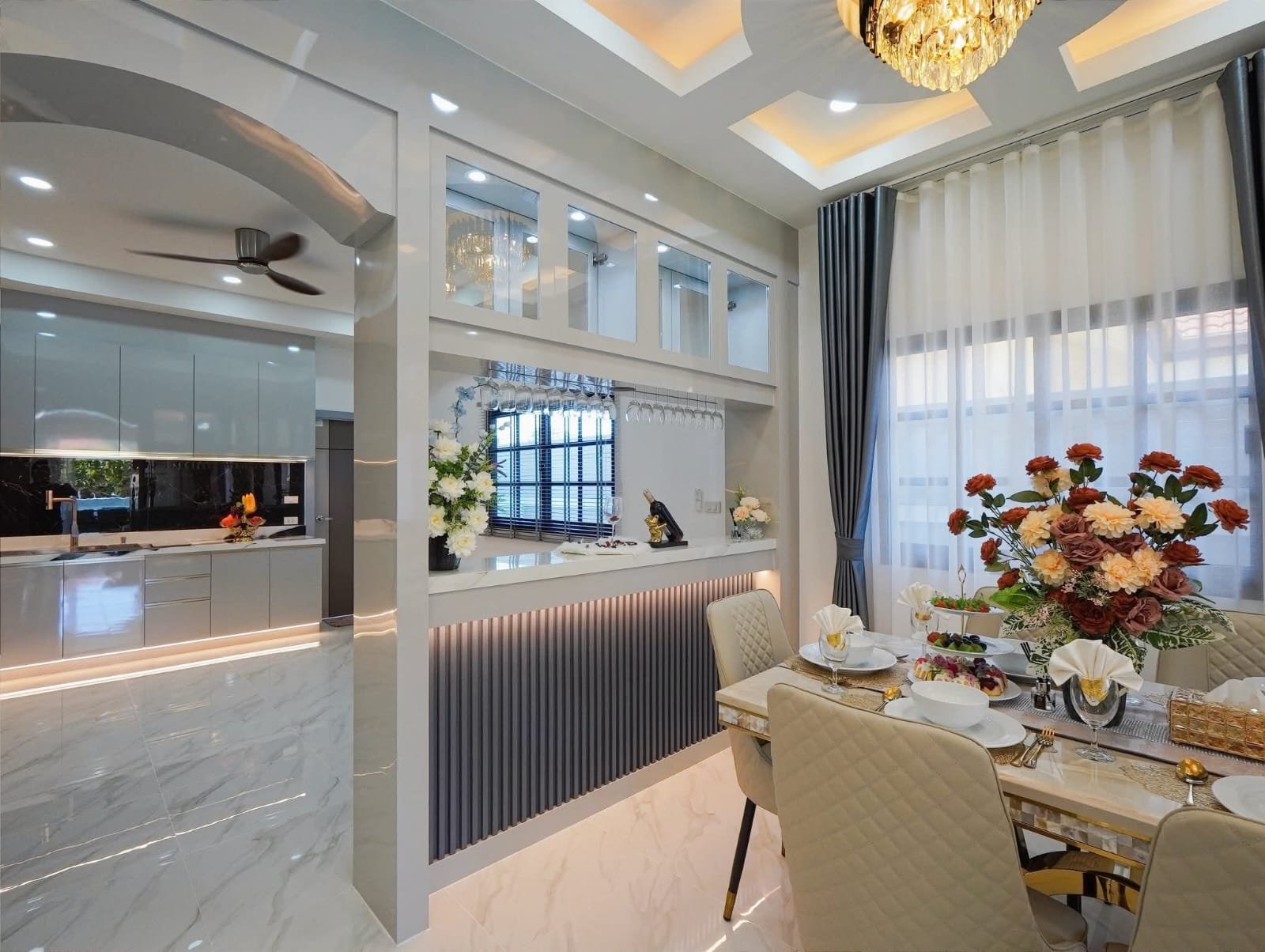 SST260741 Mabprachan Village Luxury 2-Story Pool Villa - Pattaya