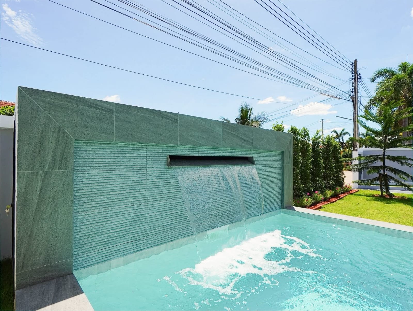SST260741 Mabprachan Village Luxury 2-Story Pool Villa - Pattaya