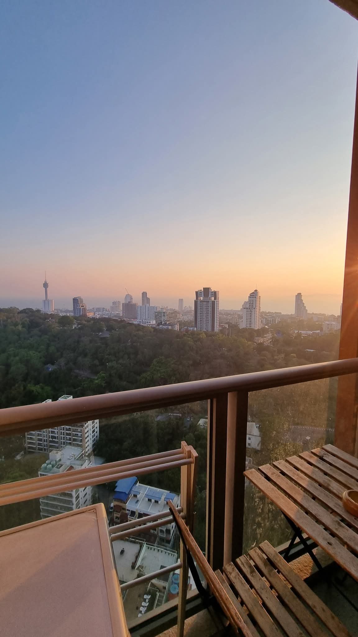 SST260742 Unixx South Pattaya Pratumnak Hill – 37th Floor Sea View (2) SST260742 Unixx South Pattaya Pratumnak Hill - 37th Floor Sea View