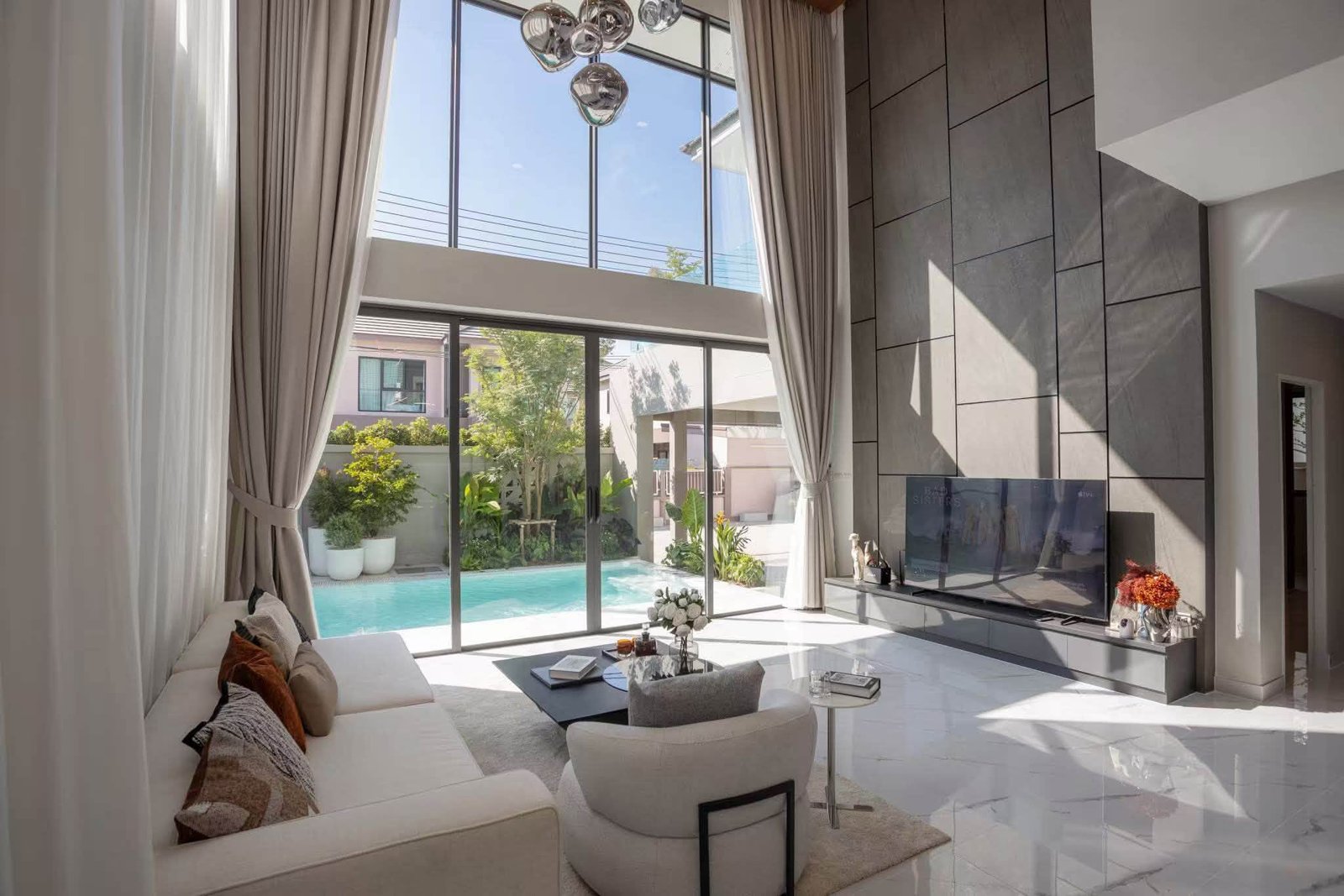 The Lake Huay-Yai – Luxury 5-Bedroom Pool Villa at Special Promotion Price (2) The Lake Huay-Yai – Luxury 5-Bedroom Pool Villa at Special Promotion Price