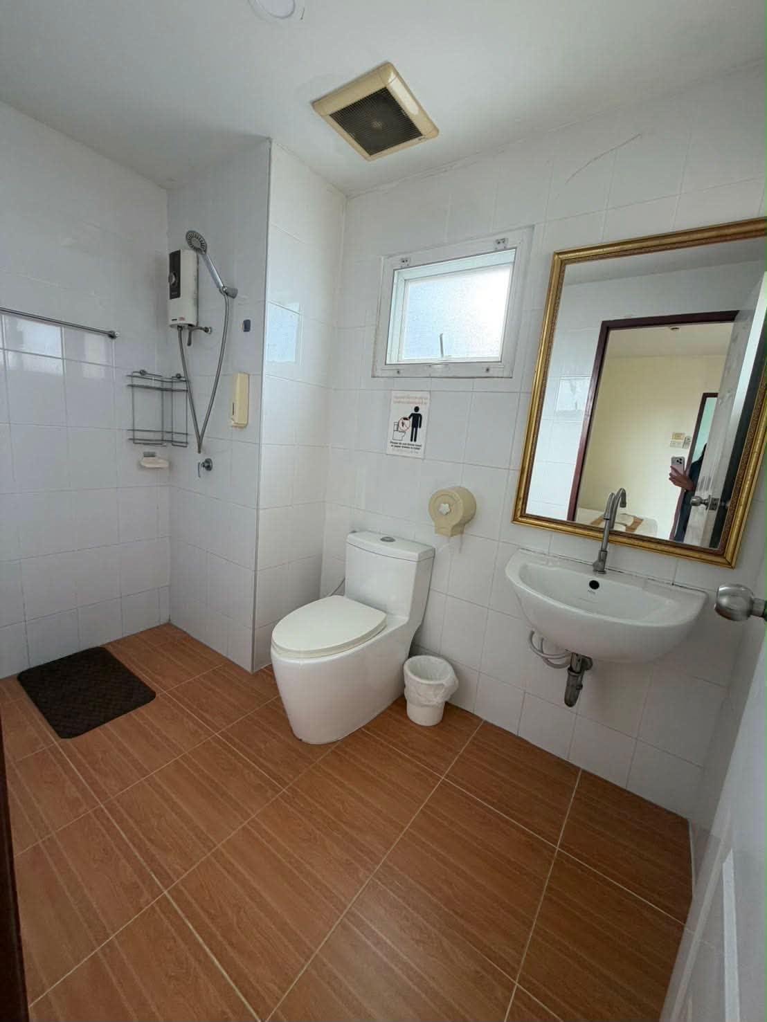 BFS260802 Hotel Commercial Lease with License 24-Room on Pattaya 3rd Road (6) BFS260802 Hotel Commercial Lease with License 24-Room on Pattaya 3rd Road