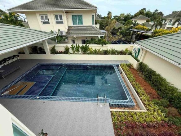 RS260802 Spacious 4-Bedroom Private Pool Villa - Nong Pla Lai
