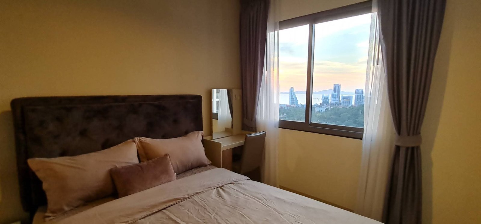 RS260810 Unixx South Pattaya Pratumnak Hill – 31st Floor Garden View (3) RS260810 Unixx South Pattaya Pratumnak Hill - 31st Floor Garden View