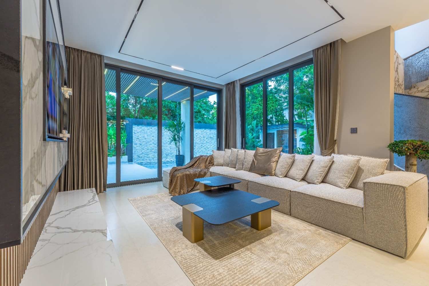 SCT260805 Nagawari 18 : Luxury 3-Storey Modern Pool Villas - Na Jomtien 6