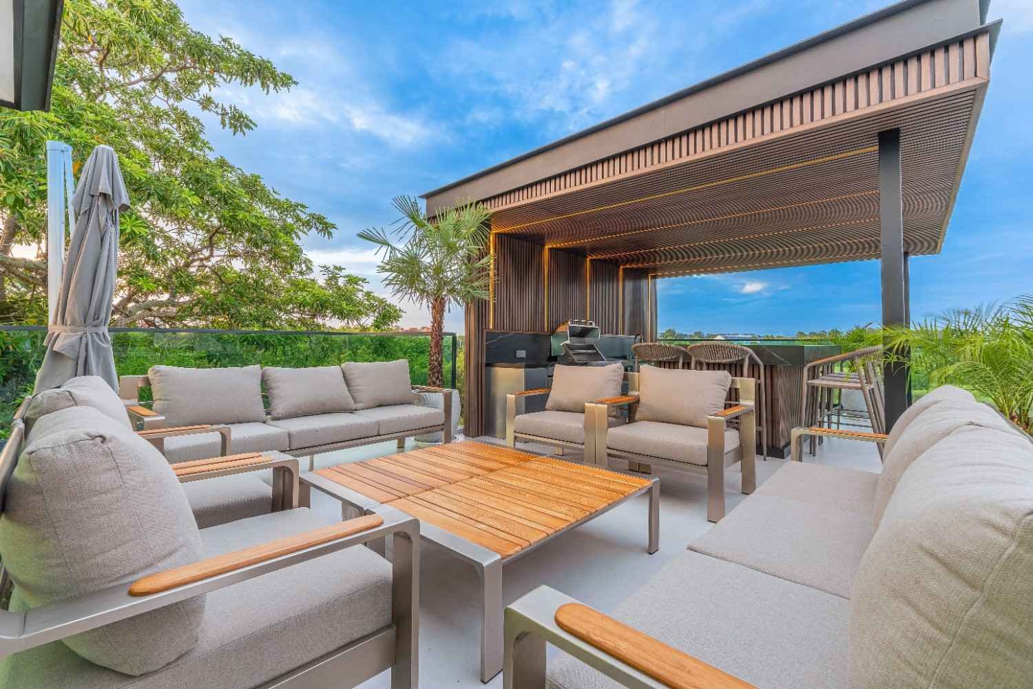 SCT260805 Nagawari 18 : Luxury 3-Storey Modern Pool Villas - Na Jomtien 6