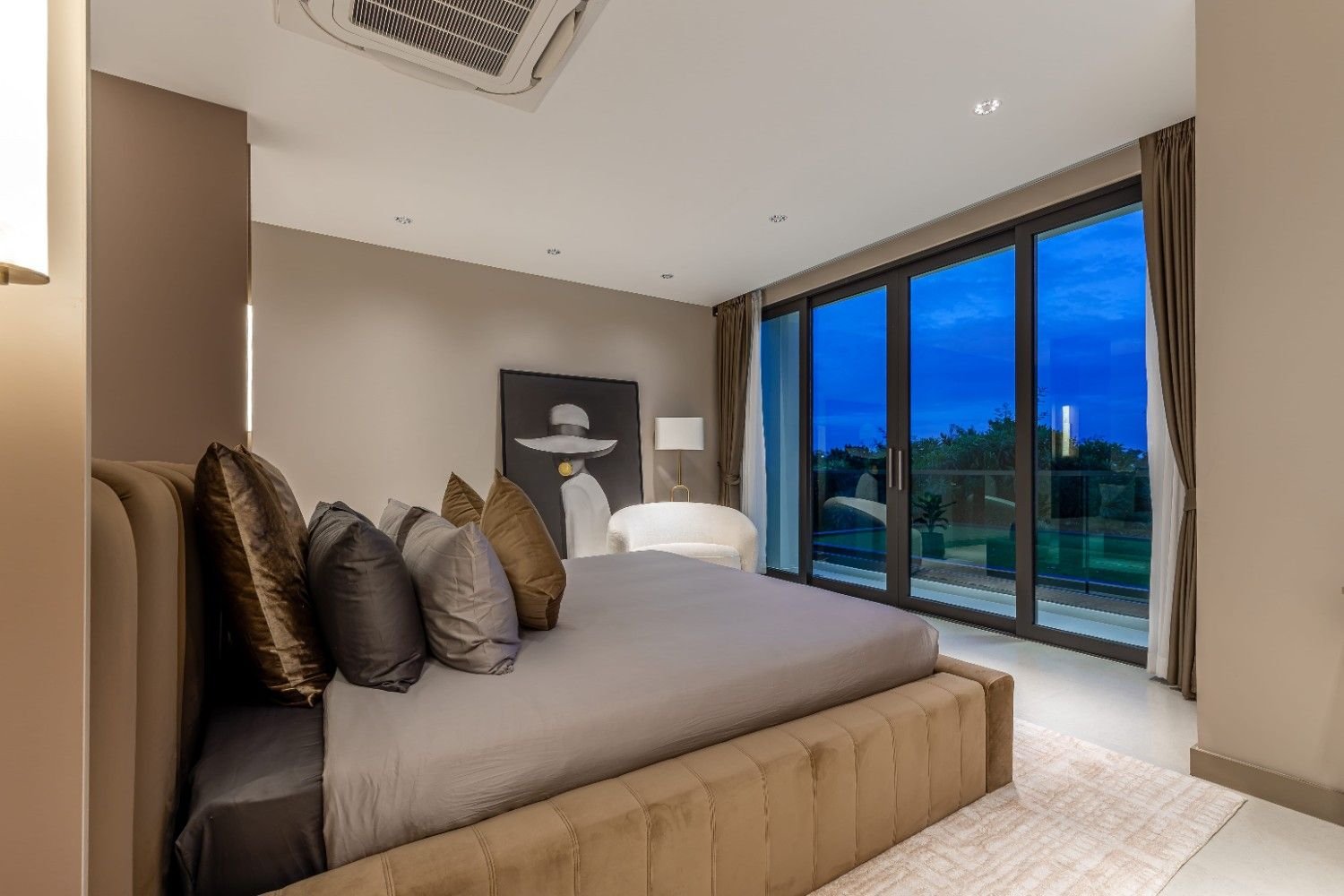 SCT260805 Nagawari 18 : Luxury 3-Storey Modern Pool Villas - Na Jomtien 6