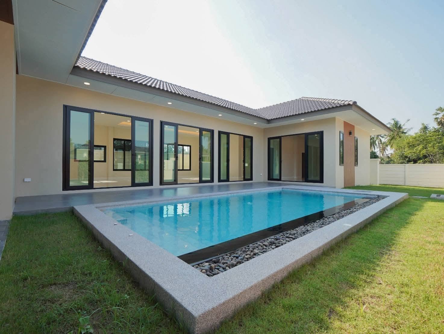 SCT260807 Modern 3-Bedroom Pool Villa - Thung Klom–Tan Man