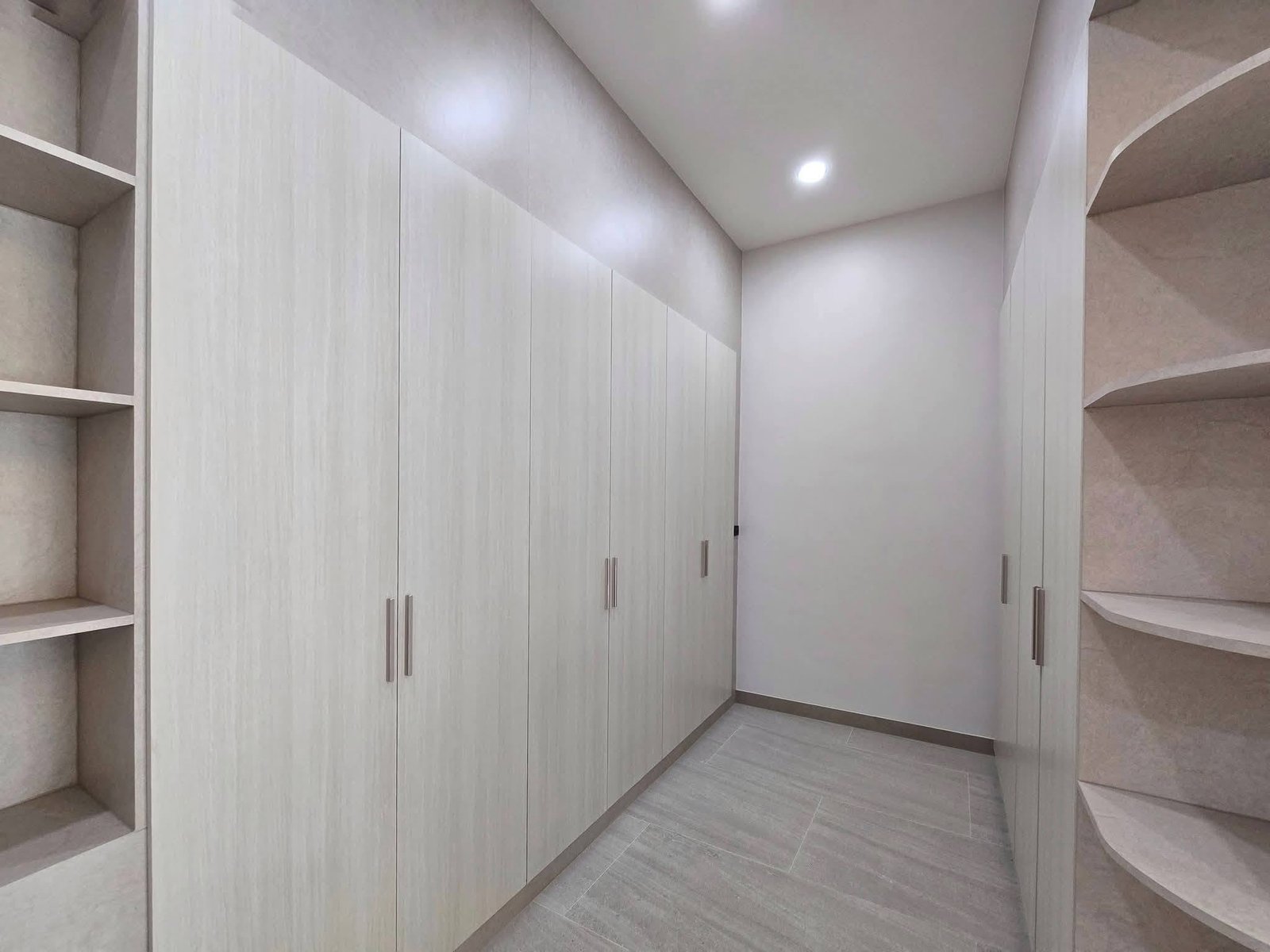 SCT260808 Luxury Brand New 4-Bedroom Pool Villa – Soi Chaiyaphon Withi 22 (10) SCT260808 Luxury Brand New 4-Bedroom Pool Villa - Soi Chaiyaphon Withi 22