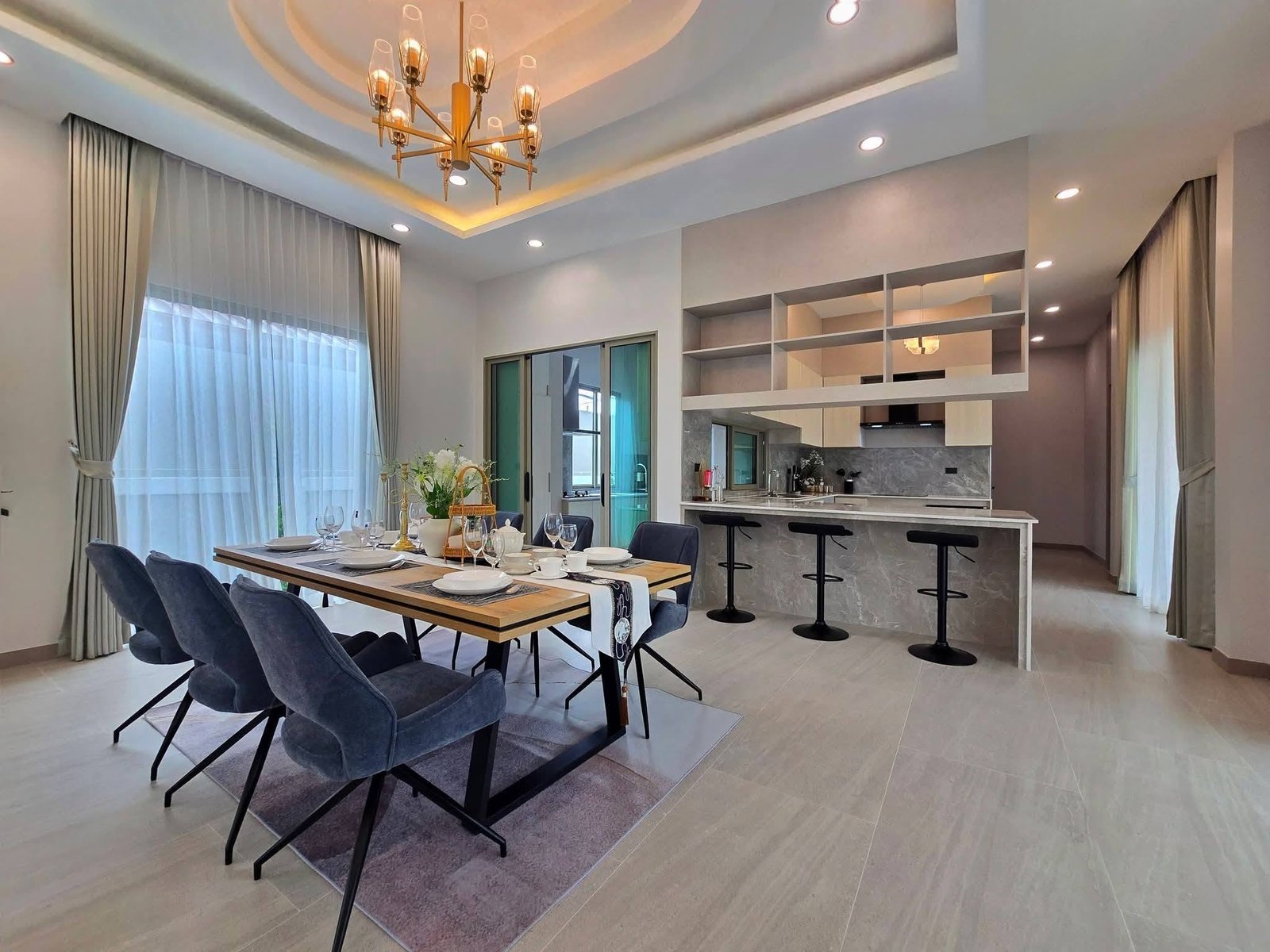 SCT260808 Luxury Brand New 4-Bedroom Pool Villa – Soi Chaiyaphon Withi 22 (31) SCT260808 Luxury Brand New 4-Bedroom Pool Villa - Soi Chaiyaphon Withi 22