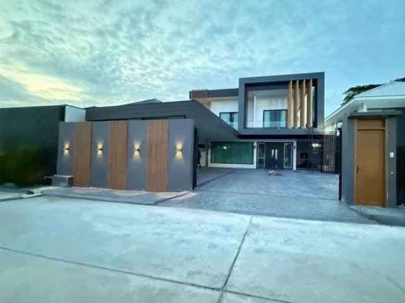 RC260913 Luxury Private Pool Villa for Rent in Jomtien