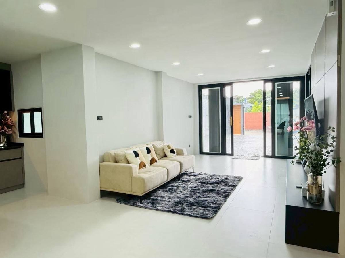 RC260913 Luxury Private Pool Villa for Rent in Jomtien