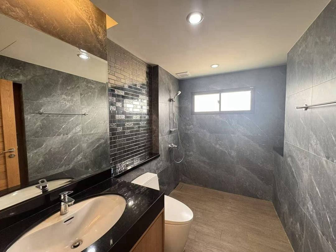 RS260907 Luxury 3-Bedroom Pool Villa for Rent at Baan Pattaya 6
